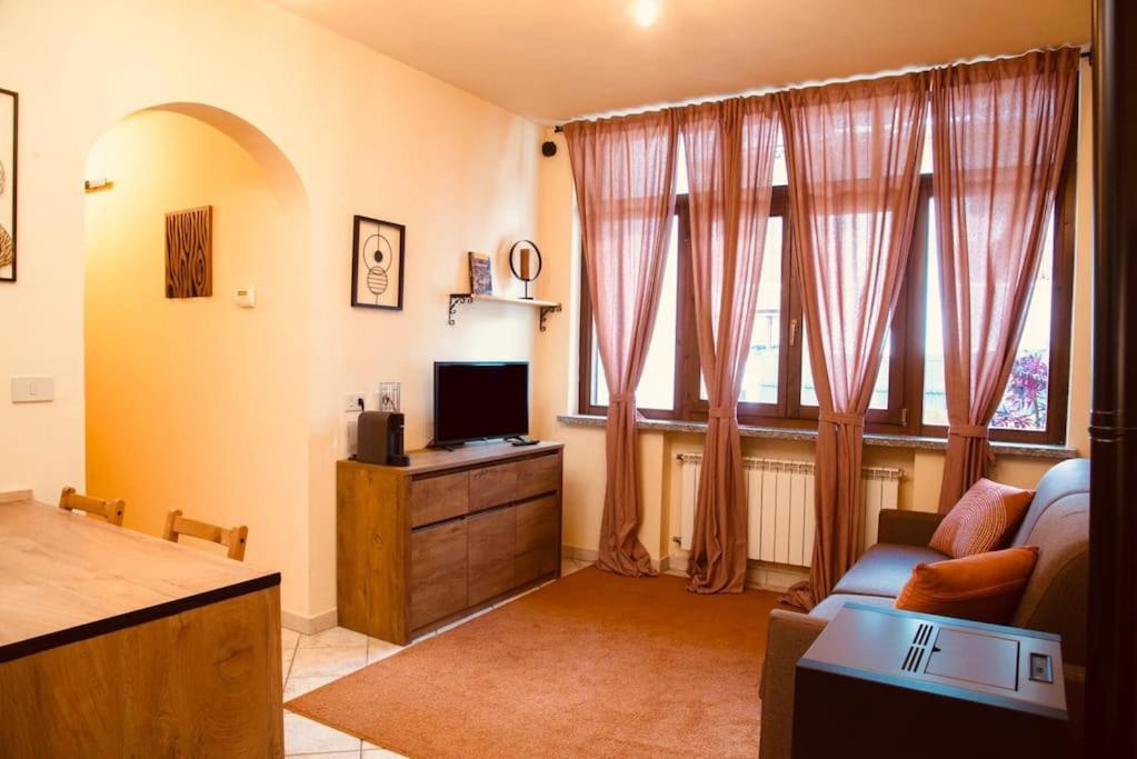 Relax Home,Nel Cuore Della Valle D'Aosta Монжове Екстериор снимка