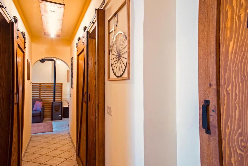 Relax Home,Nel Cuore Della Valle D'Aosta Монжове Екстериор снимка